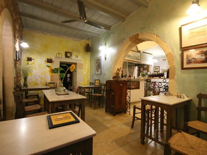 Nostos Hotel Ханья Экстерьер фото